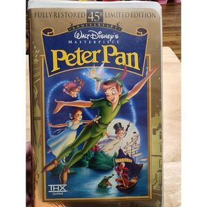 Walt Disney VHS Peter Pan Movie Clamshell‎ Video Cassette